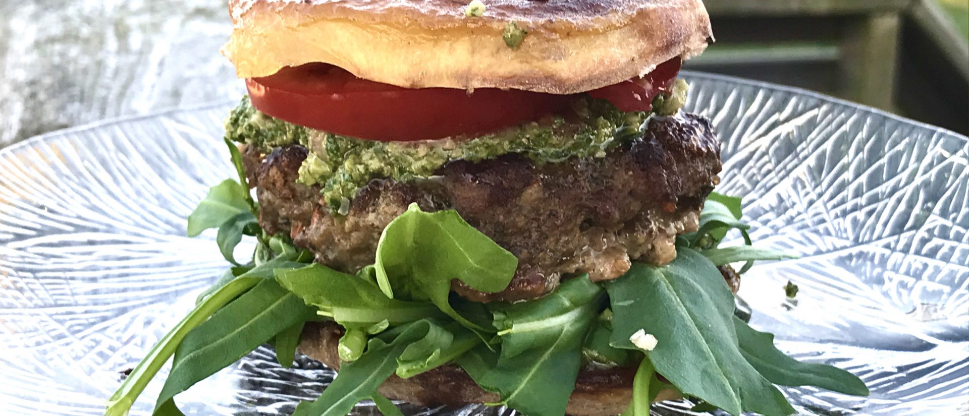Burger i «potetbrød»
